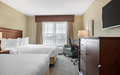 Best Western Plus Fredericton Hotel & Suites
