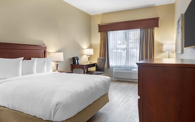 Best Western Plus Fredericton Hotel & Suites