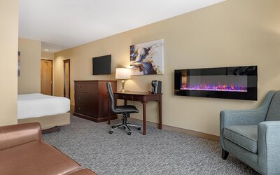 Best Western Plus Fredericton Hotel & Suites