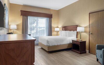 Best Western Plus Fredericton Hotel & Suites