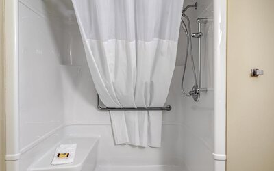 Best Western Plus Fredericton Hotel & Suites