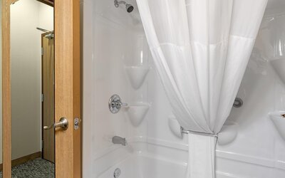 Best Western Plus Fredericton Hotel & Suites