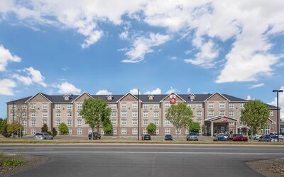 Best Western Plus Fredericton Hotel & Suites