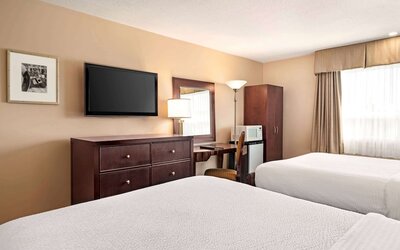 Days Inn by Wyndham Fredericton