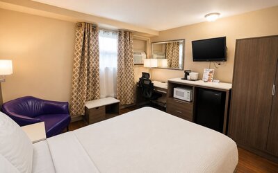 Days Inn by Wyndham Fredericton