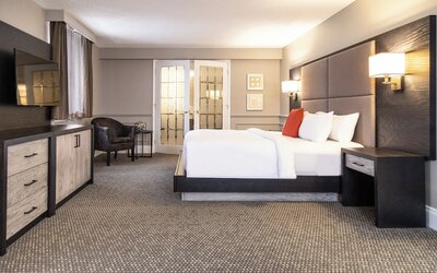 Crowne Plaza Fredericton-Lord Beaverbrook by IHG