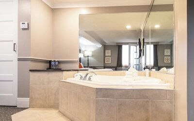Crowne Plaza Fredericton-Lord Beaverbrook by IHG