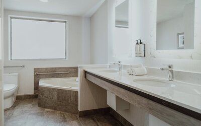 Crowne Plaza Fredericton-Lord Beaverbrook by IHG