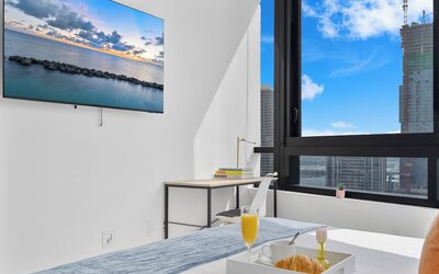 Miami Vacation Rentals - District 225