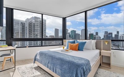 Miami Vacation Rentals - District 225