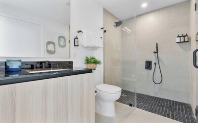 Miami Vacation Rentals - District 225
