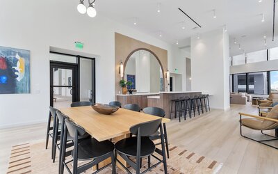 Miami Vacation Rentals - District 225