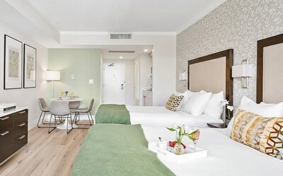 Arya Residences & Suites