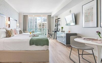 Arya Residences & Suites