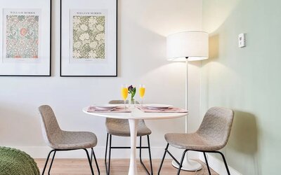 Arya Residences & Suites