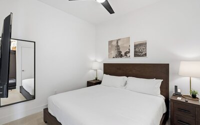 Lux Studio W City Views and Pool