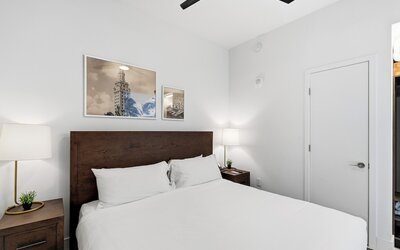 Lux Studio W City Views and Pool