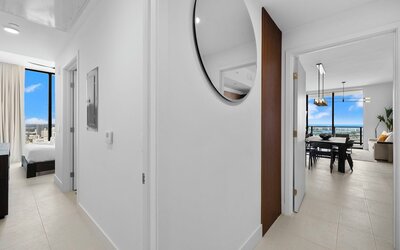 Lux Studio W City Views and Pool