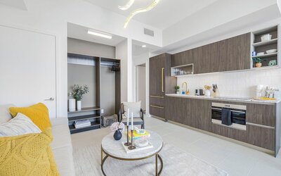 Lux Studio W City Views and Pool