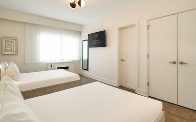 Kenmore Village Hotel, South Beach
