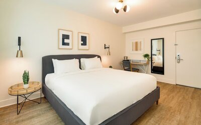 Kenmore Village Hotel, South Beach