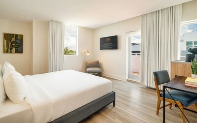 Kenmore Village Hotel, South Beach