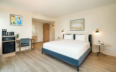 Kenmore Village Hotel, South Beach