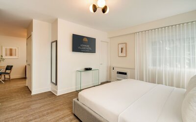 Kenmore Village Hotel, South Beach