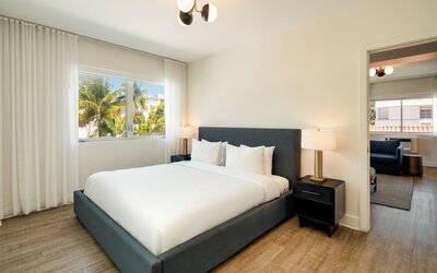 Kenmore Village Hotel, South Beach