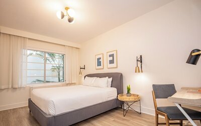 Kenmore Village Hotel, South Beach