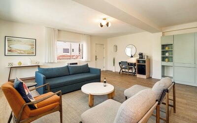 Kenmore Village Hotel, South Beach