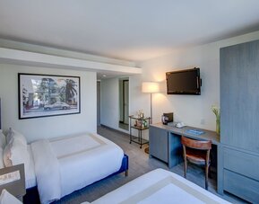 Clinton Hotel South Beach