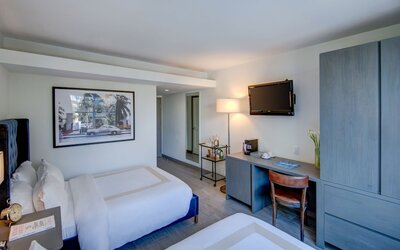 Clinton Hotel South Beach