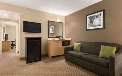 Travelodge Suites by Wyndham Moncton