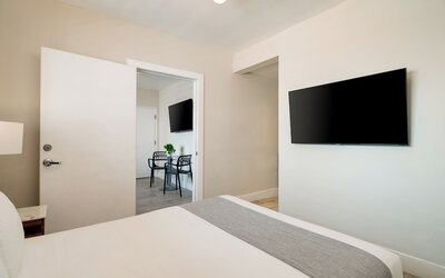 Waterside Hotel and Suites