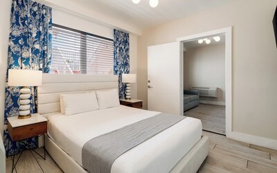 Waterside Hotel and Suites