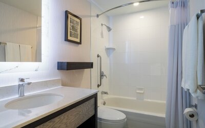 Crowne Plaza Moncton-Downtown by IHG