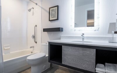 Crowne Plaza Moncton-Downtown by IHG