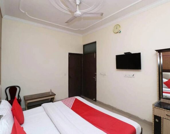 Airport Hotel Mayank Residency