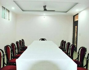 Airport Hotel Mayank Residency