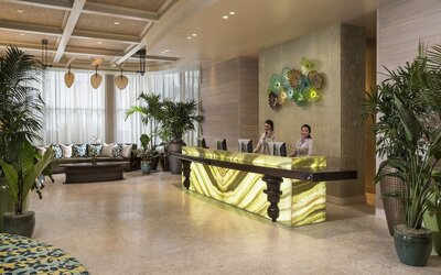 The Palms Hotel & Spa