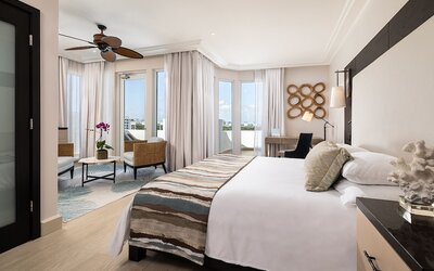 The Palms Hotel & Spa