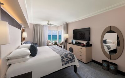The Palms Hotel & Spa