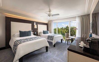The Palms Hotel & Spa