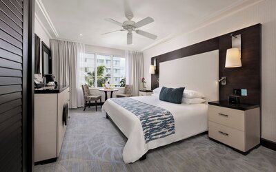 The Palms Hotel & Spa