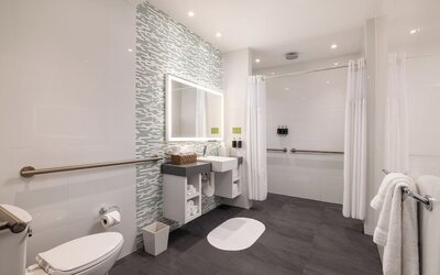 The Palms Hotel & Spa
