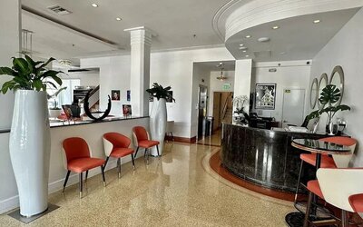 Avalon Hotel