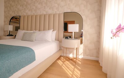 Avalon Hotel