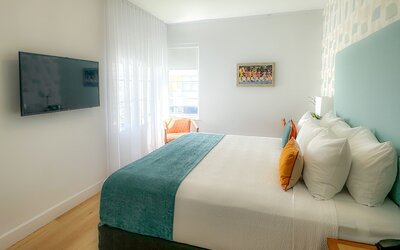 Avalon Hotel