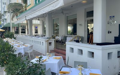 Avalon Hotel